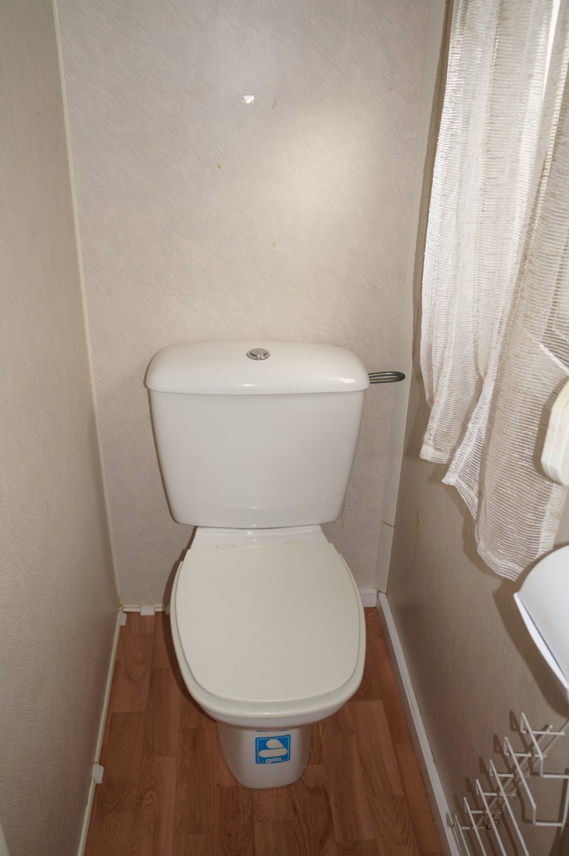 Toilette mobil home occasion BENIMAR Jimbo