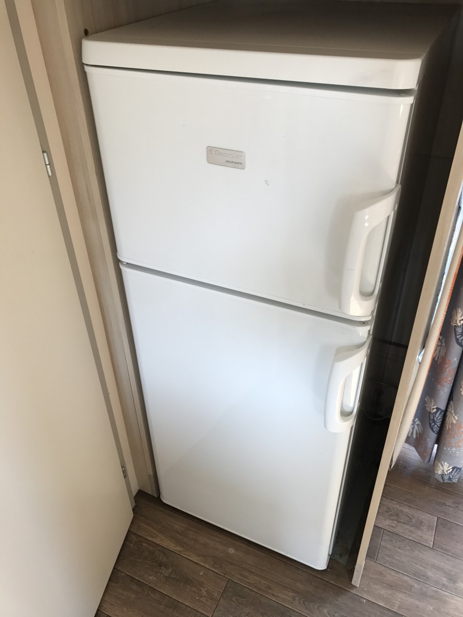 Le réfrigérateur/congélateur du Mobil-home d’Occasion IRM Super Cordelia 