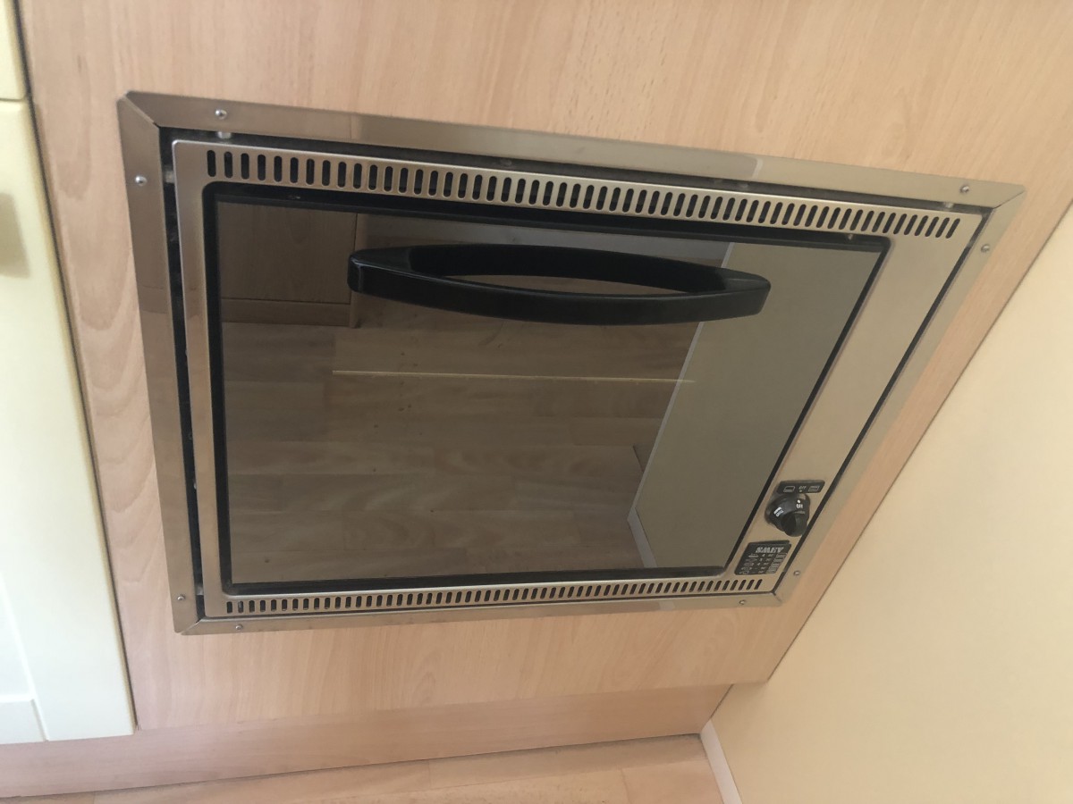 Four du mobil home d'occasion Sun Living 845L4