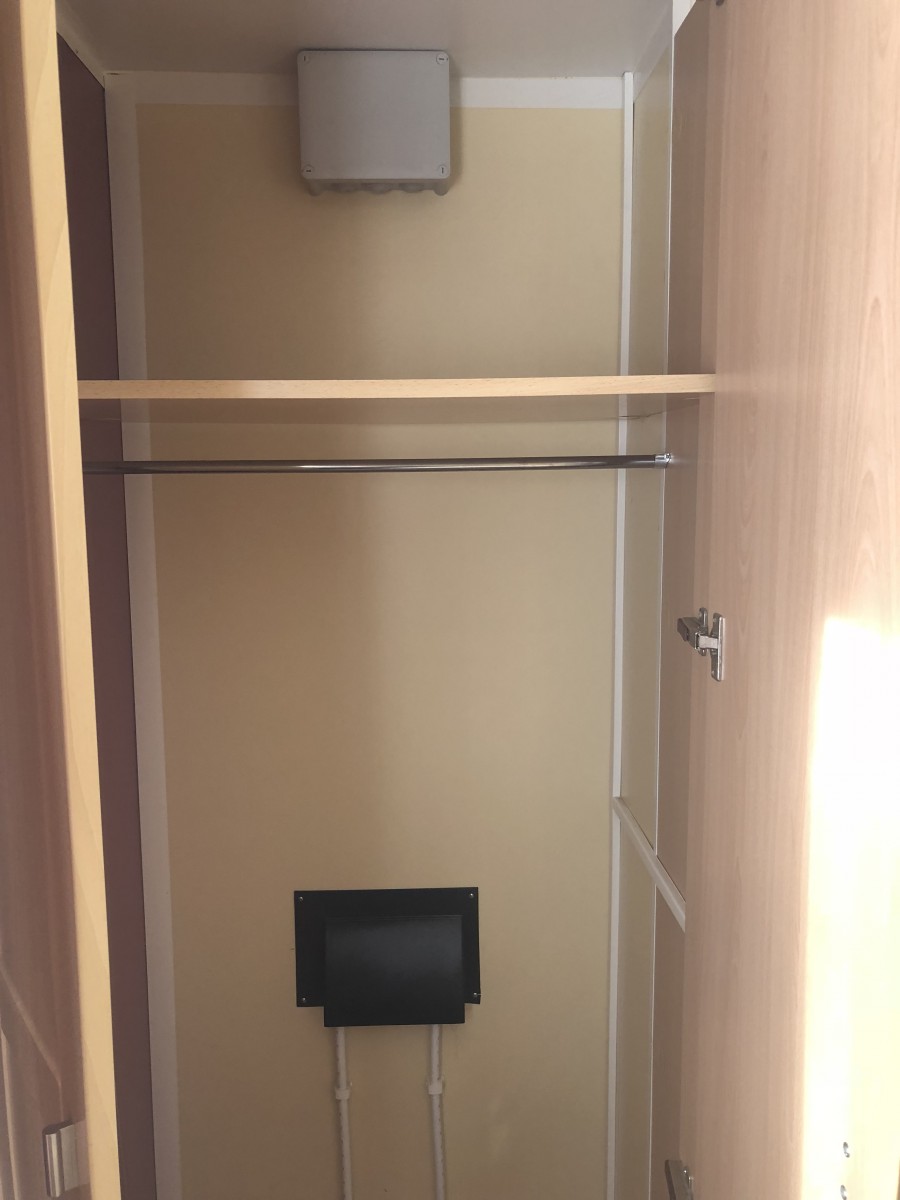 Armoire chambre parentales du mobil home Sun Living 845L4