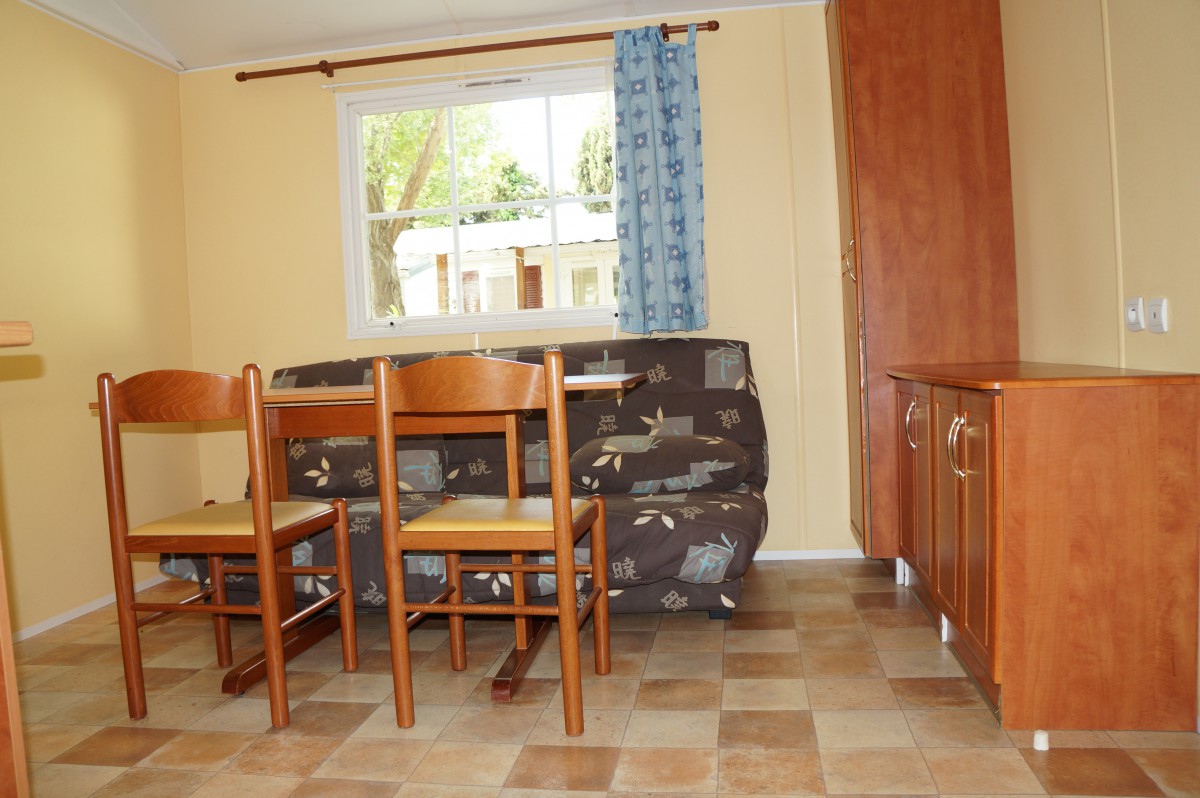 Séjour/coin repas mobil home IRM Super Mercure Résidentiel 2003 Le Bosc d'en Roug