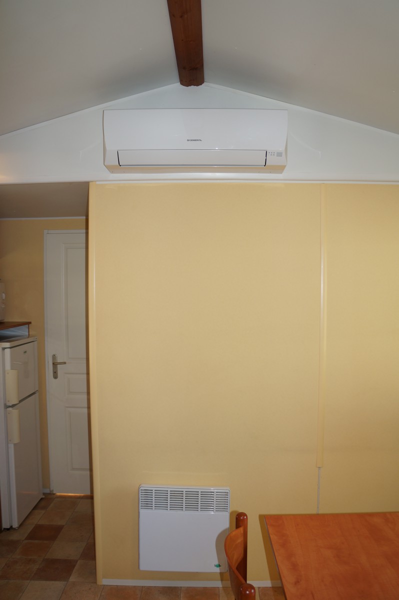 Climatiseur réversible mobil home IRM Super Mercure Résidentiel 2003 Le Bosc d'en Roug