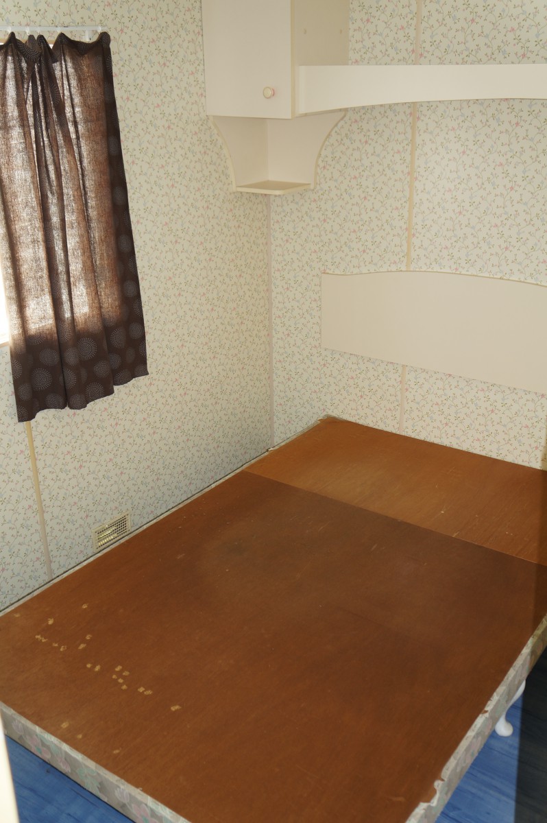 Chambre 1 du mobil home ABI Phoenix 28 1992