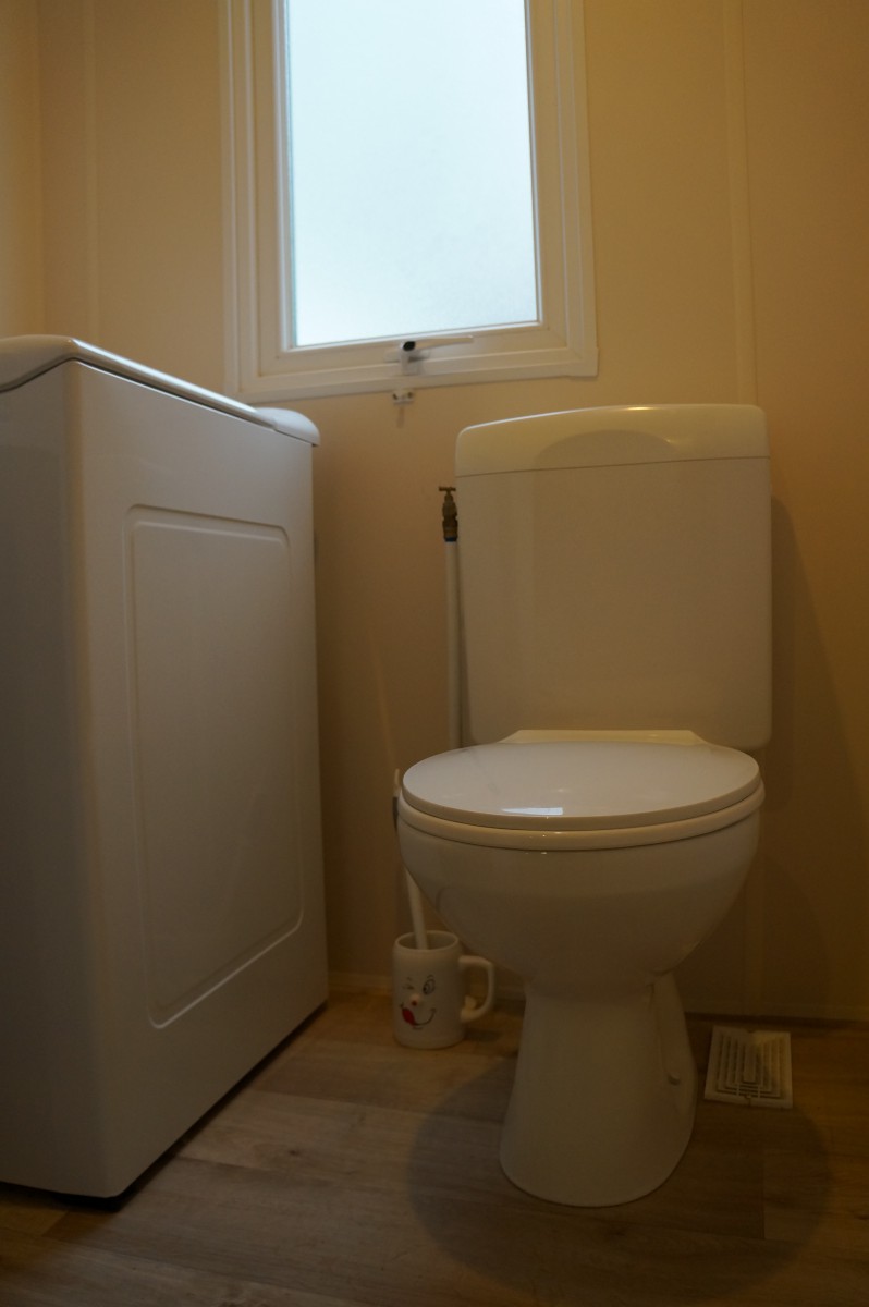 WC séparés du mobil home IRM Saphir panoramique 2011