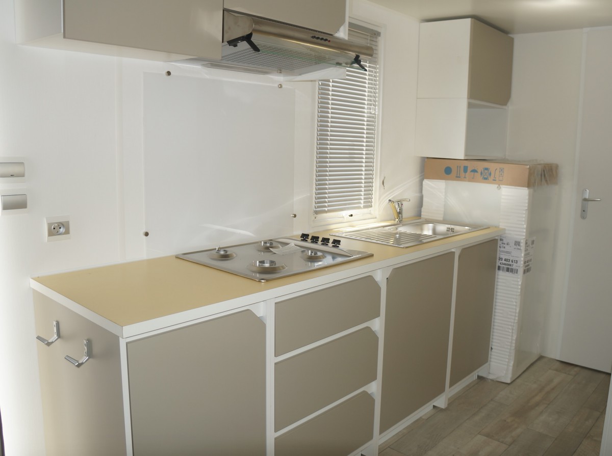 vue d'ensemble cuisine du mobil home IRM Super Mercure Régular 2015