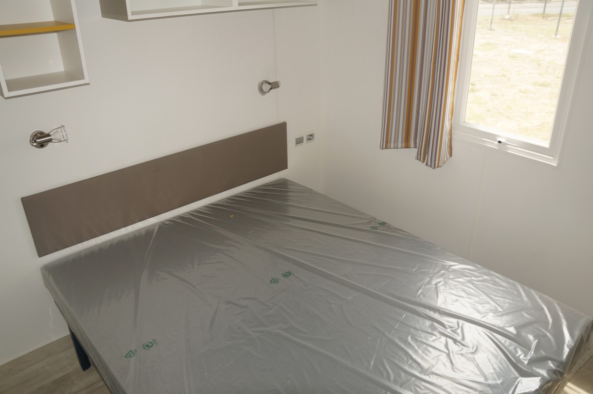 lit chambre parentale irm super titania régular 2015