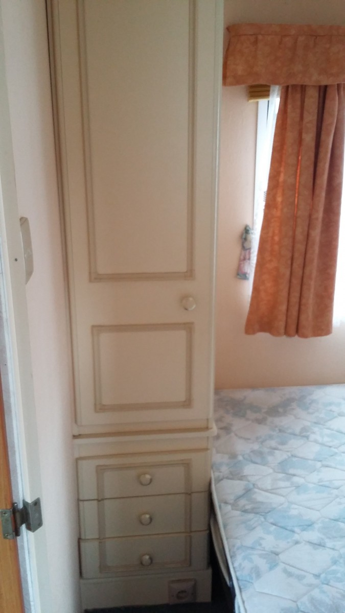 Placard penderie chambre invités  mobil home occasion ABI Montrose