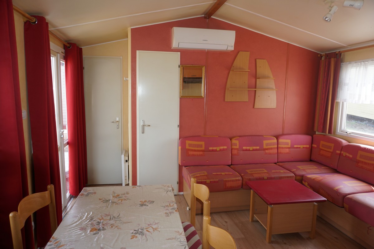 Intérieur du mobil home occasion 2 chambres IRM Super Titania Confort 2004