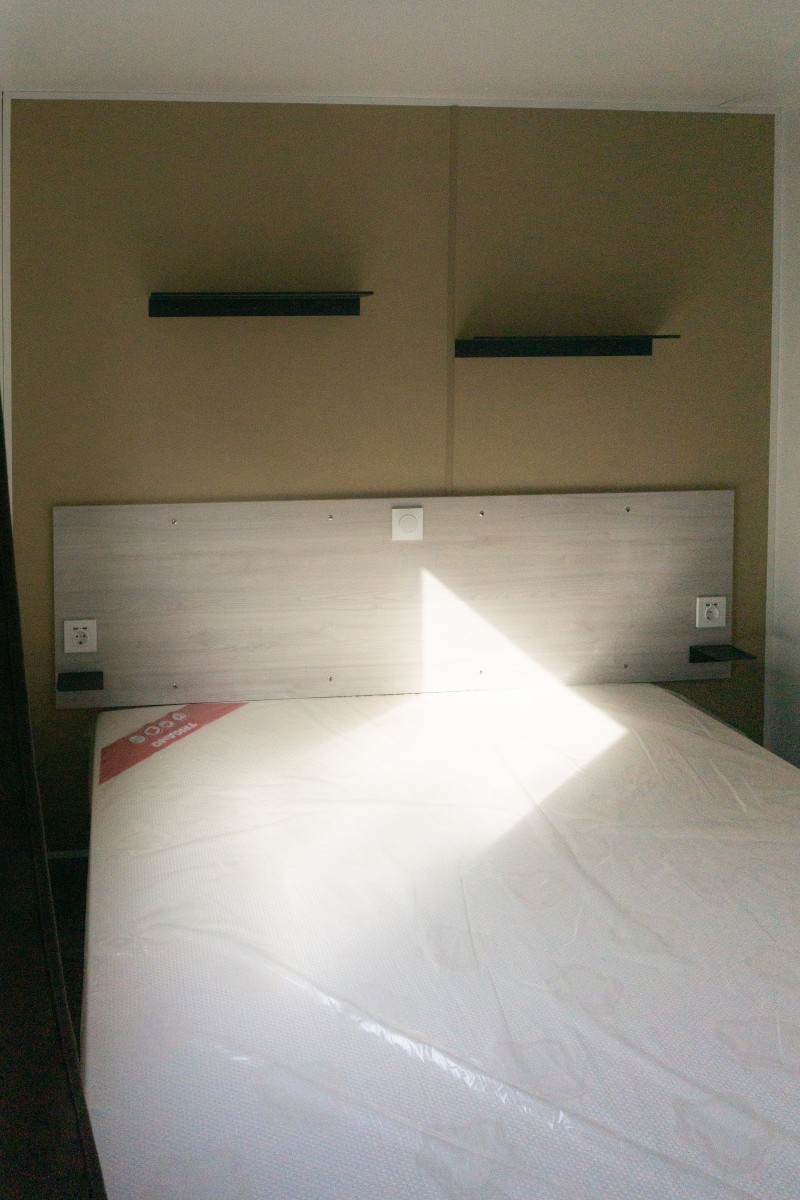 Chambre parentale du mobil home neuf 2 chambres TRIGANO Evo 33