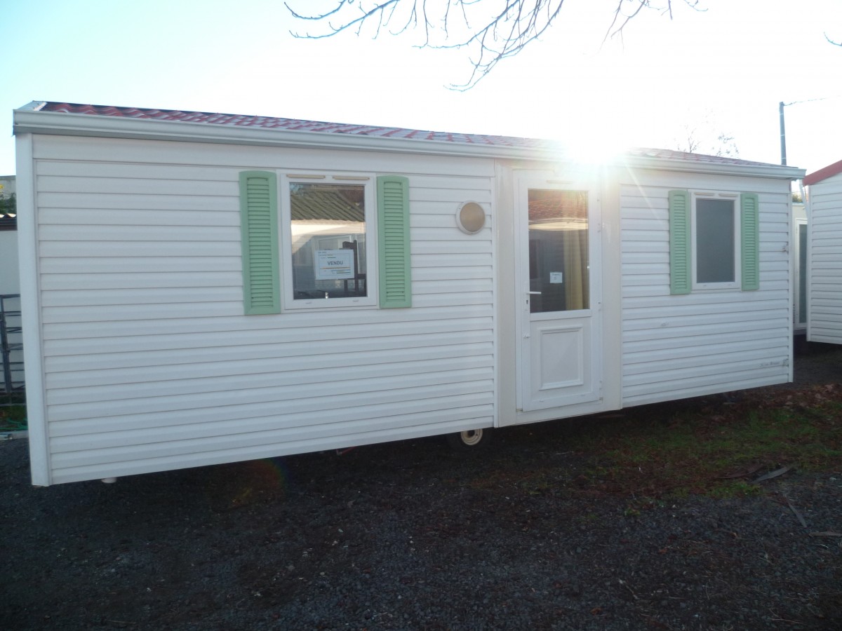Face avant du mobil home IRM Super Mercure Standard 2003