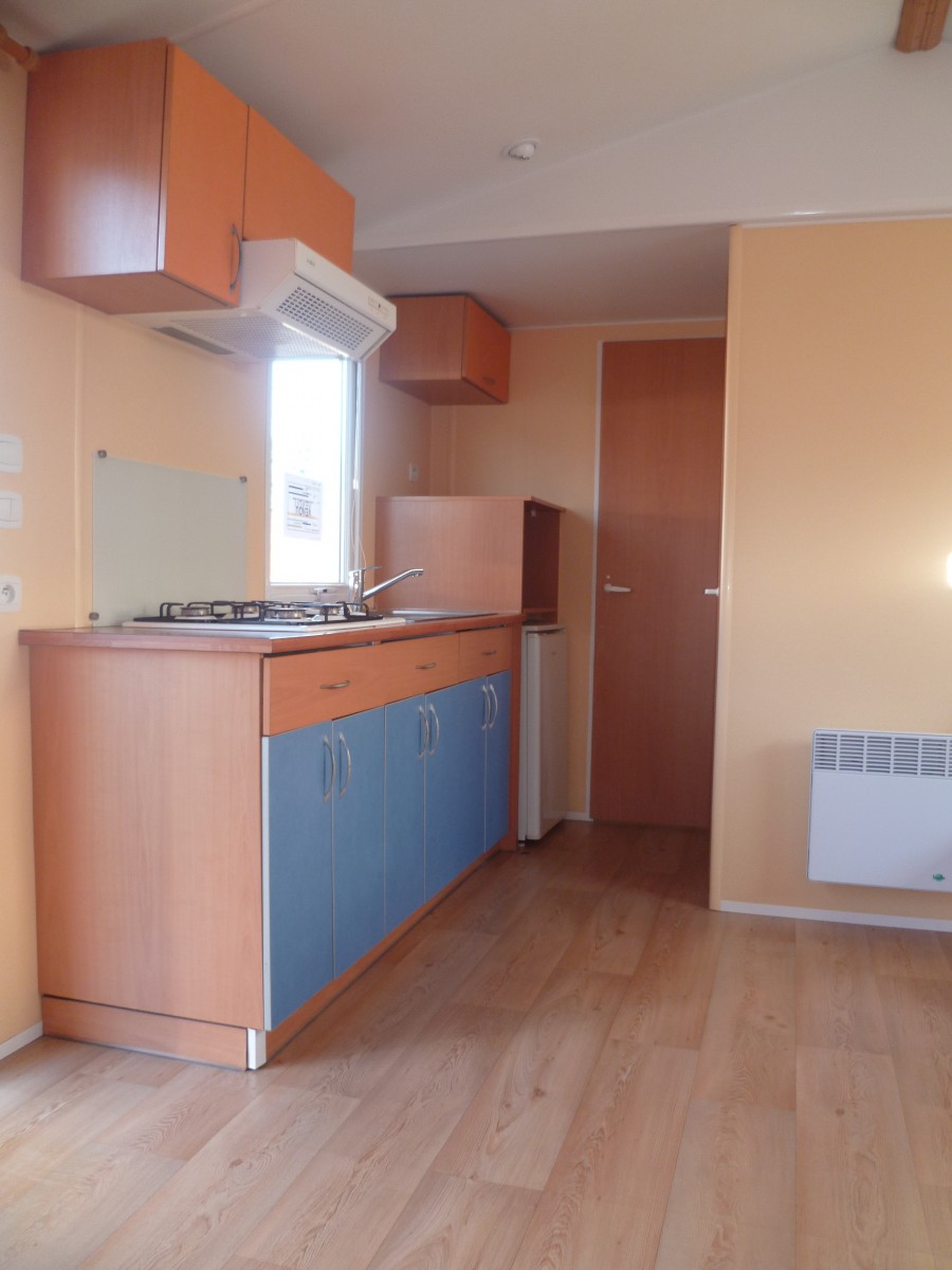 Cuisine équipée du mobil home IRM Super Mercure Standard 2003